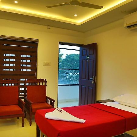 Karibu Residency Hotel Malappuram Eksteriør billede
