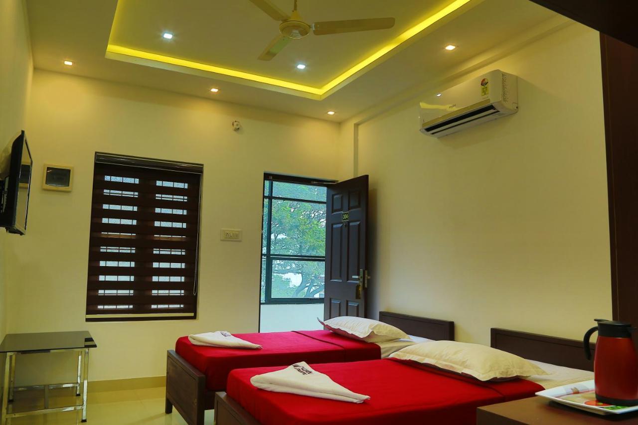 Karibu Residency Hotel Malappuram Eksteriør billede