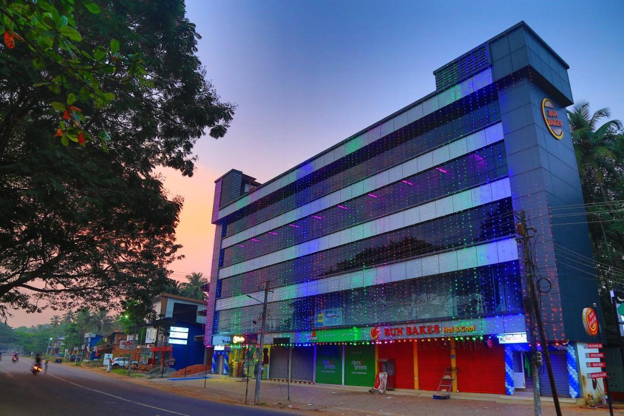 Karibu Residency Hotel Malappuram Eksteriør billede